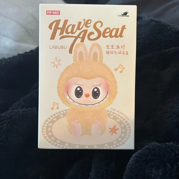 Zizi Have A Seat Labubu Plushie Popmart - Picture 2 of 7